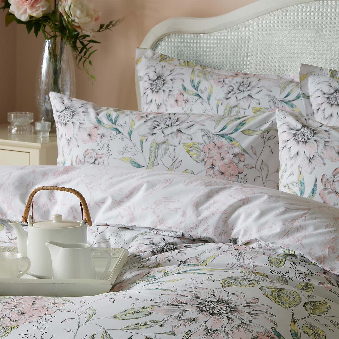 Holly Willoughby Floral Sketch 100% Cotton Duvet Cover and Pillowcase Set