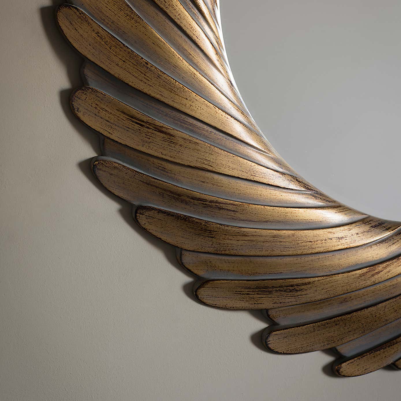 Iskra Swept Round Wall Mirror