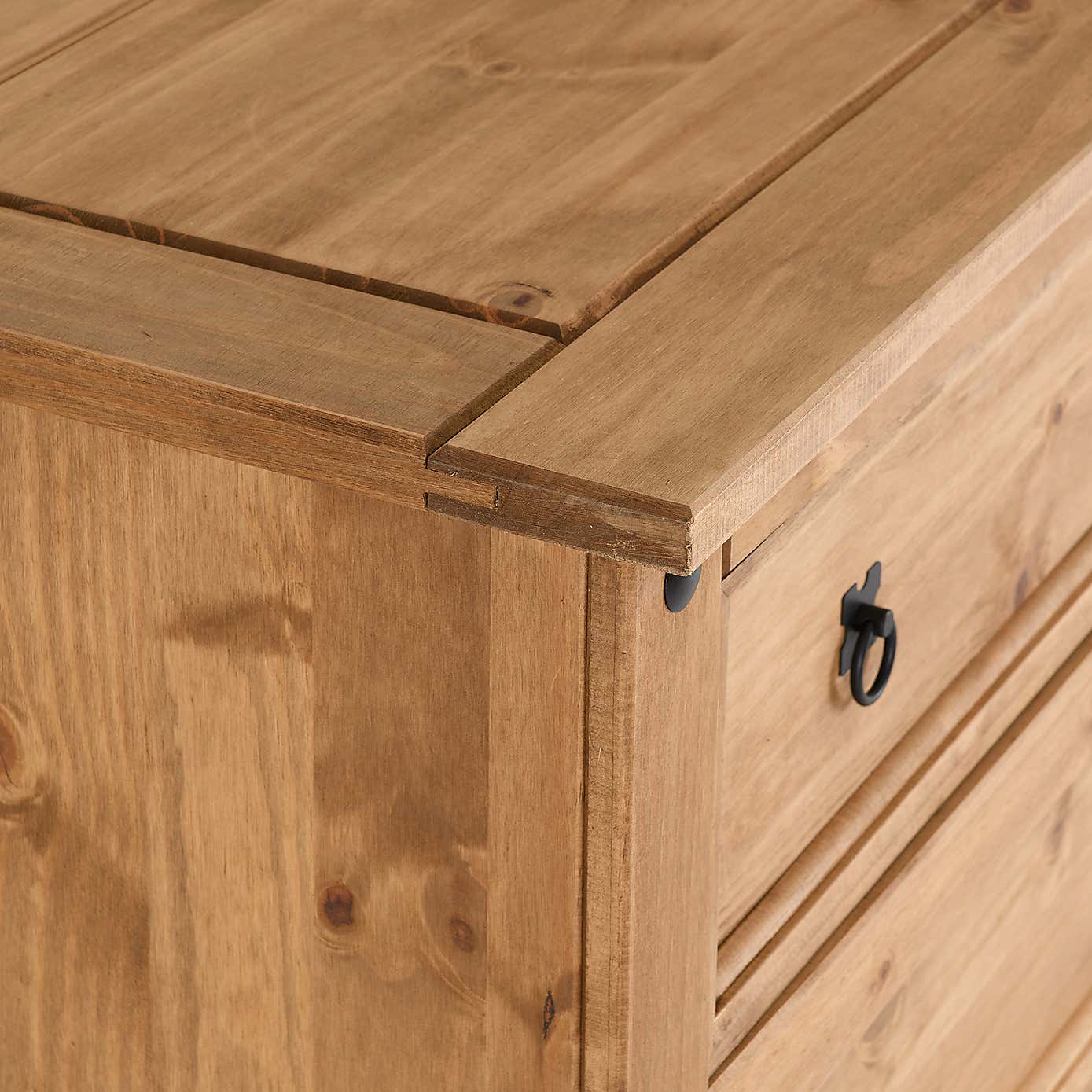 Corona 4 Drawer Chest