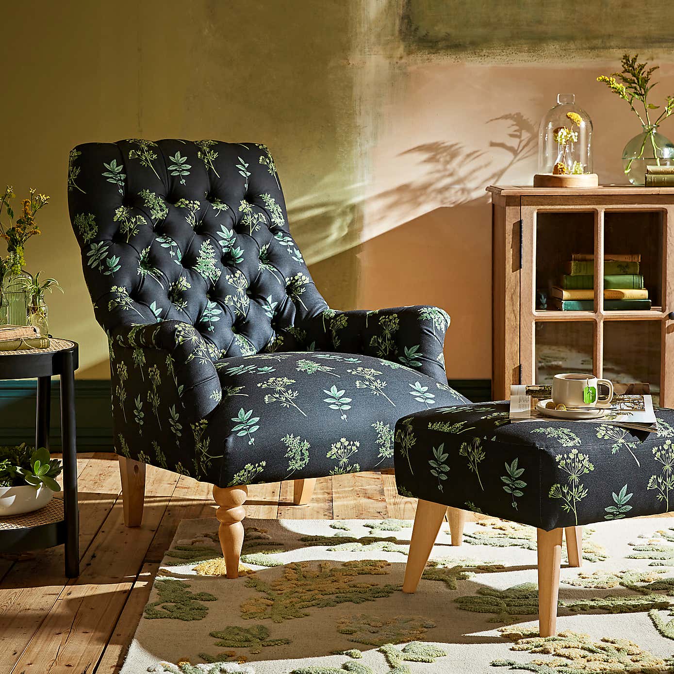 Bibury Marsh Botanical Print Armchair