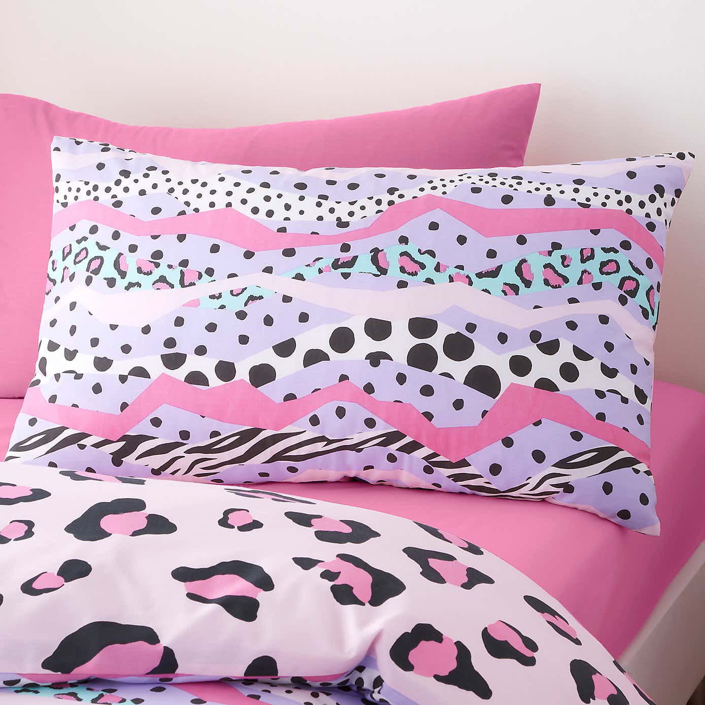Pack of 2 Leopard Duvet Cover and Pillowcase Set