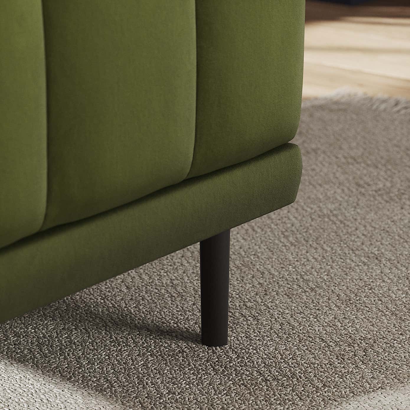 Amali Small Dining Bench, Matte Plush Velvet