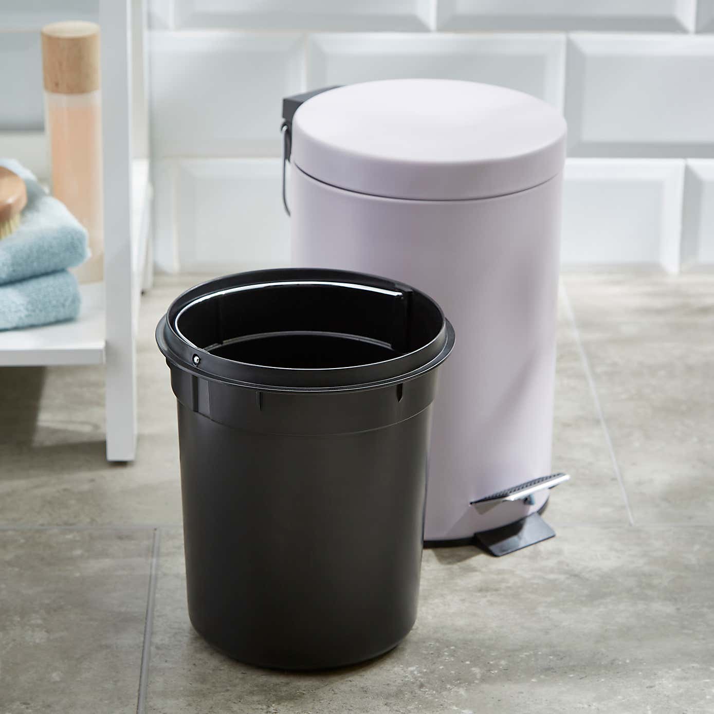Black 3 Litre Bathroom Bin