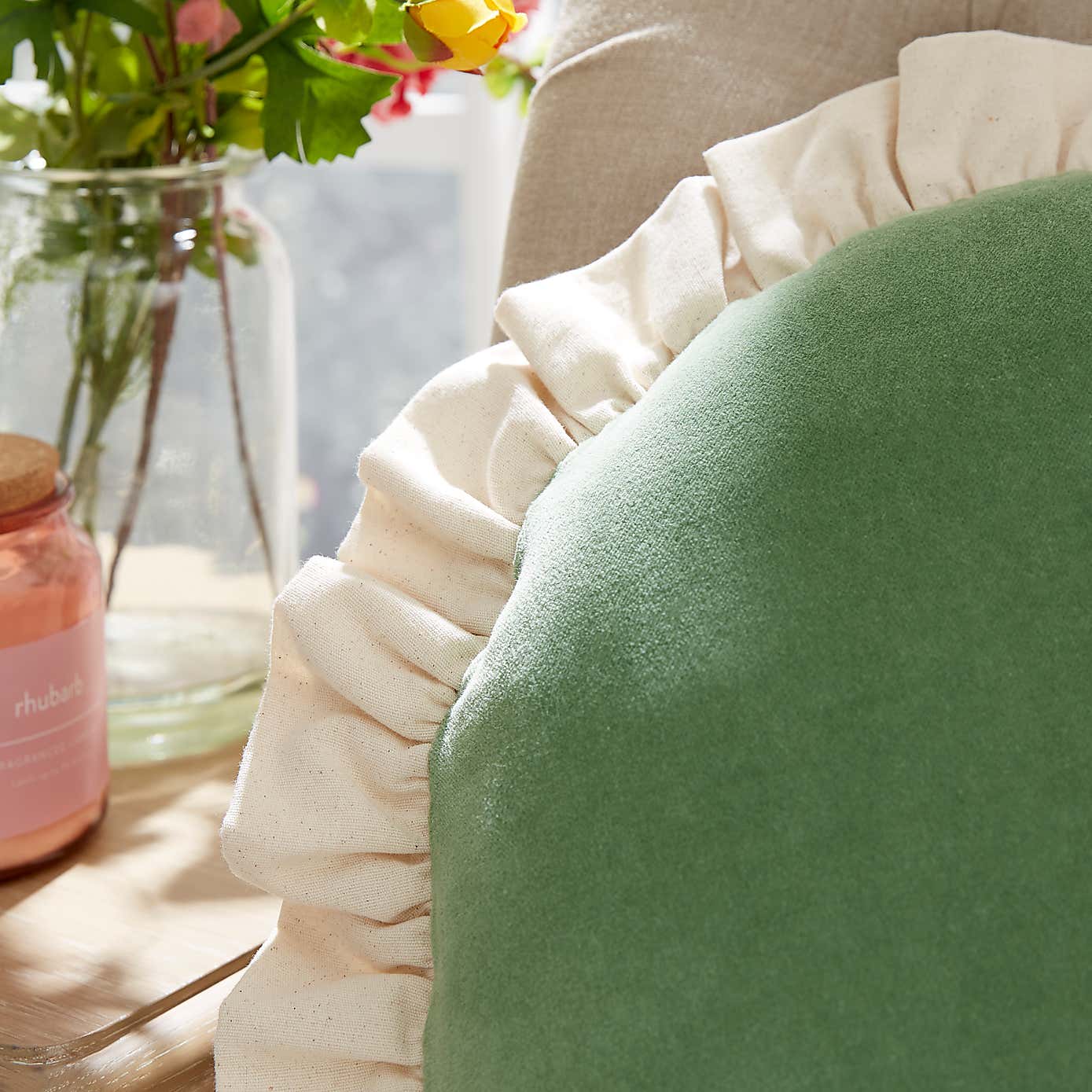 Velvet Frill Round Cushion