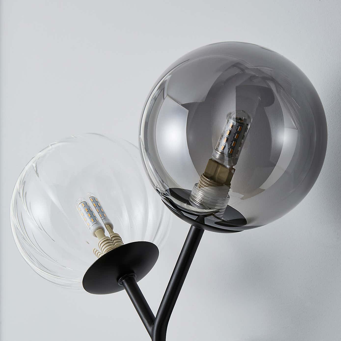 Nila 2 Light Wall Light