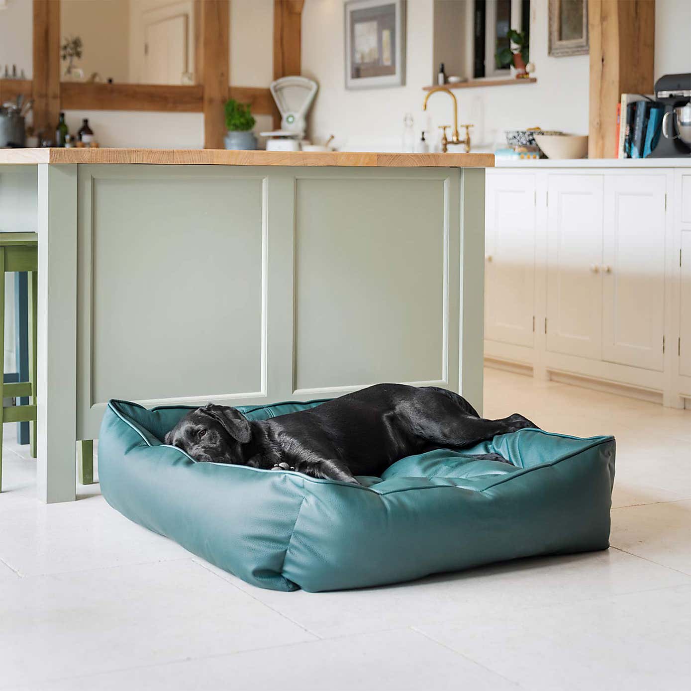 Lords and Labradors Rhino Leather Box Dog Bed