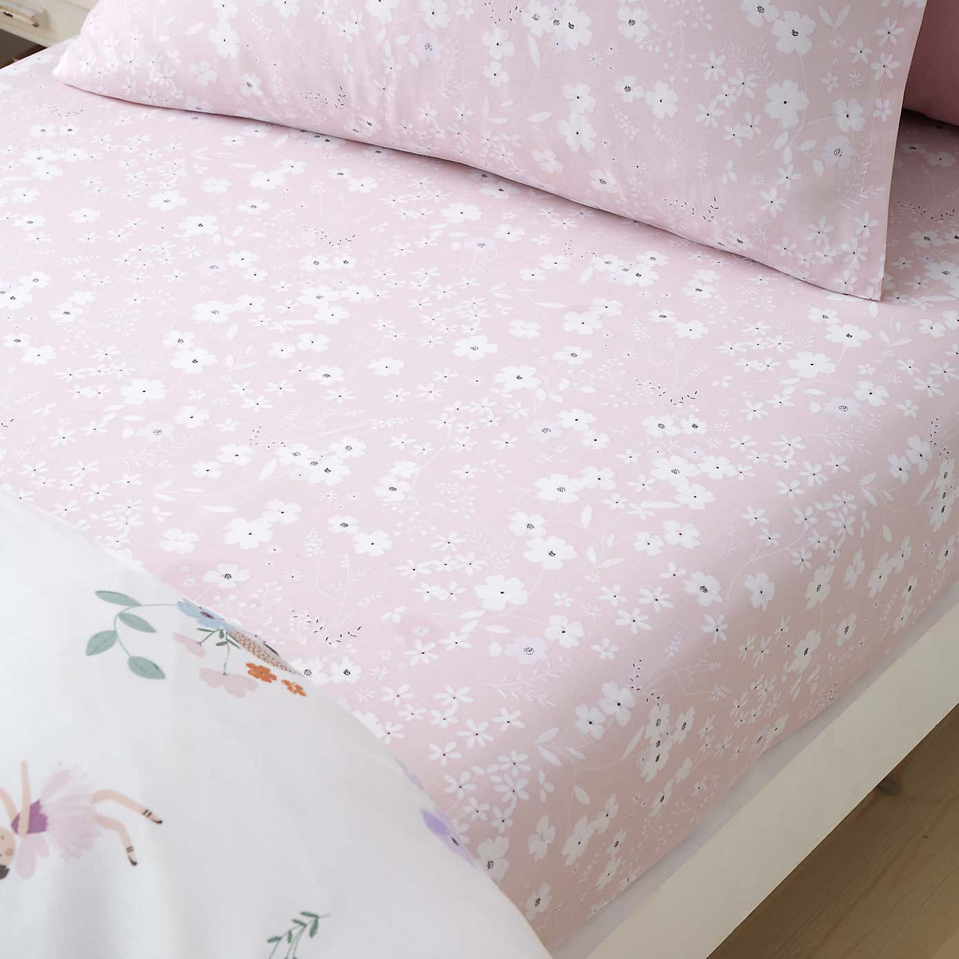 Pack of 2 Fairies Polycotton Fitted Sheets