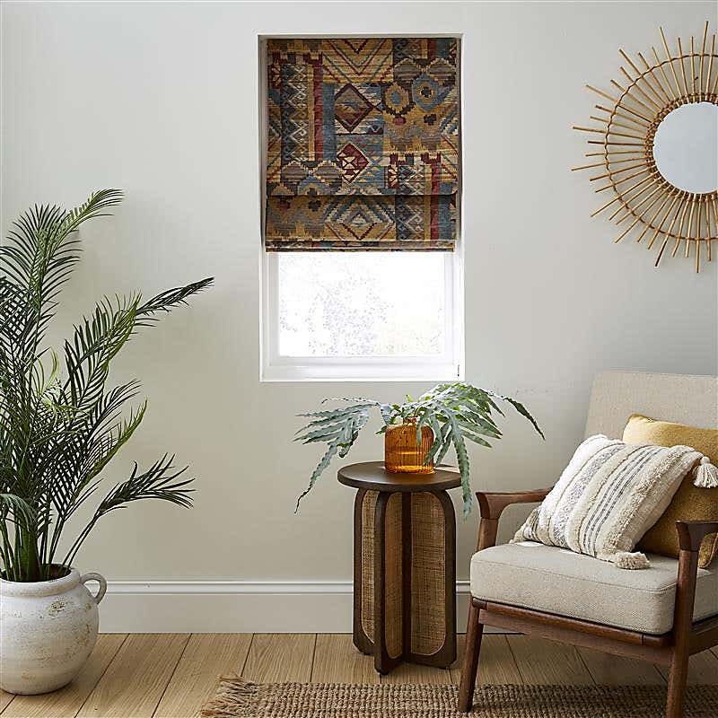 Evander Red Roman Blind