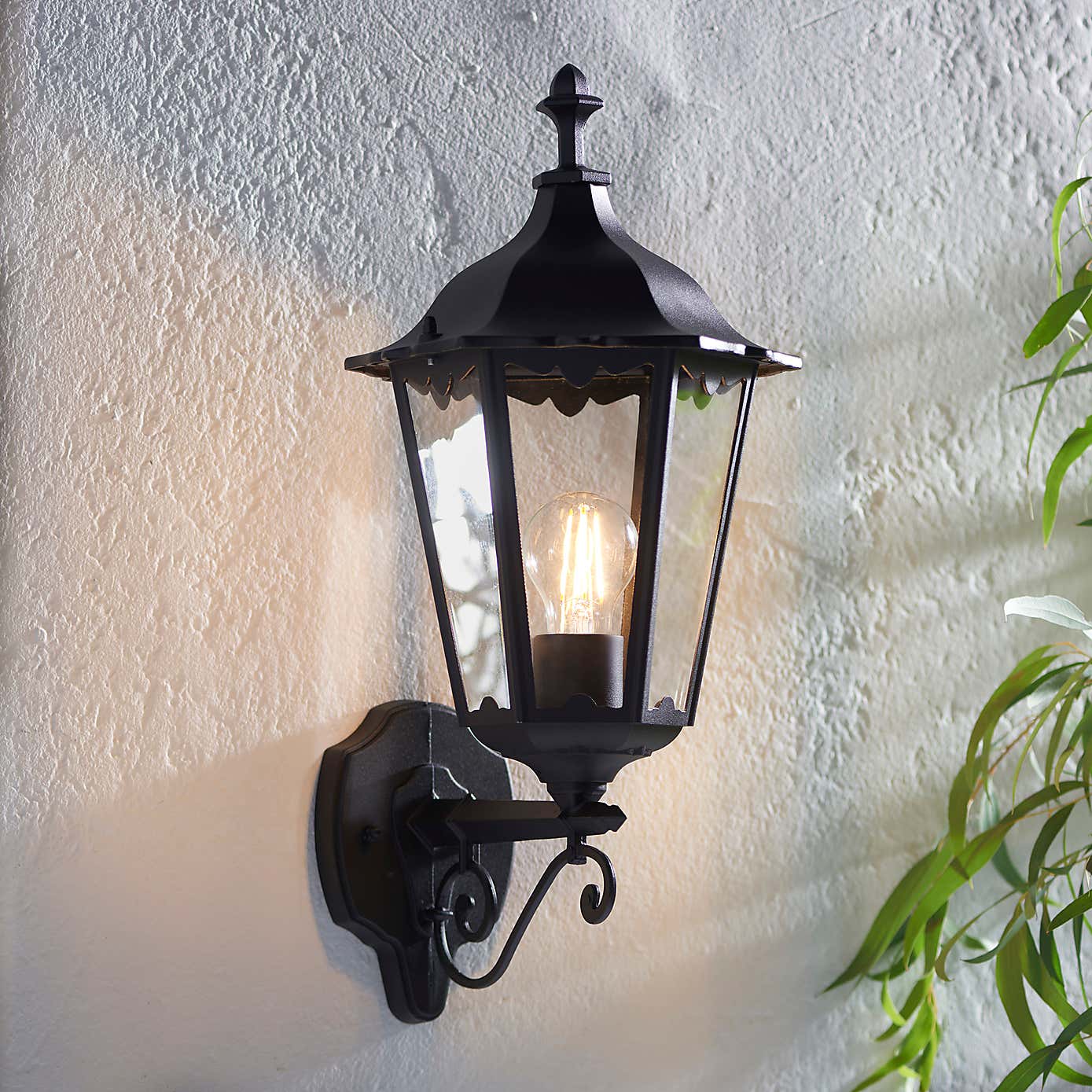 Trenton Outdoor Wall Light