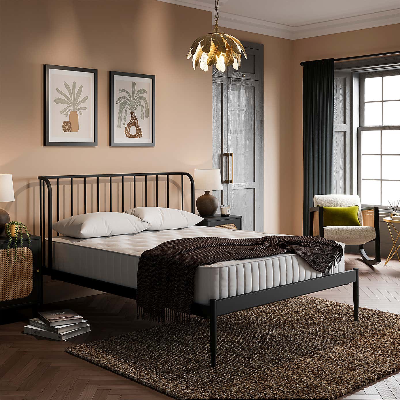 Elliot Curved Spindle Bed