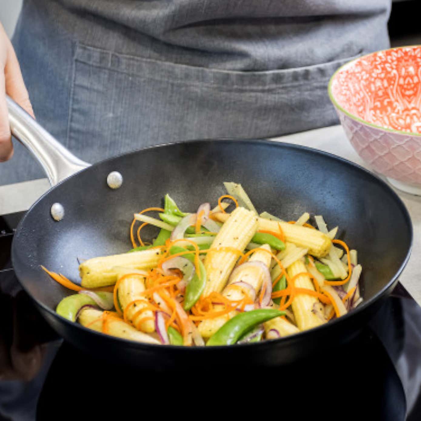 MasterClass Induction-Ready Wok, 24.5cm