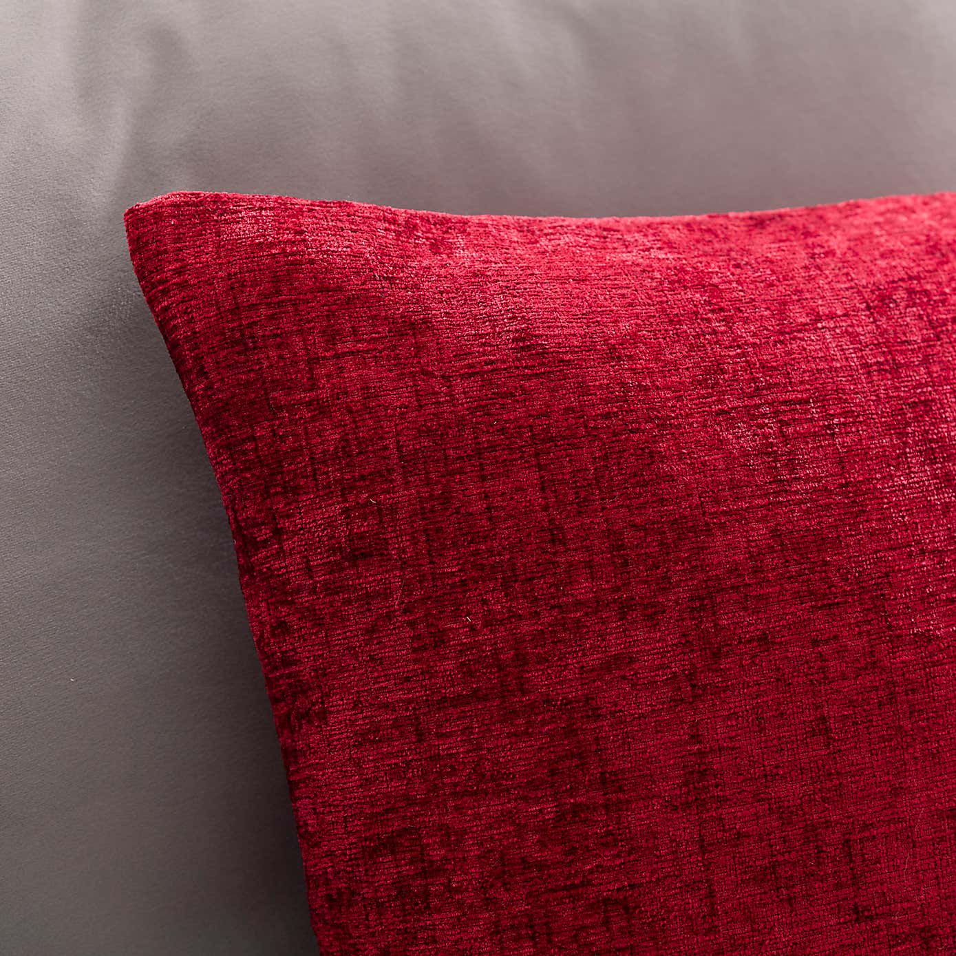 Chenille Cushion