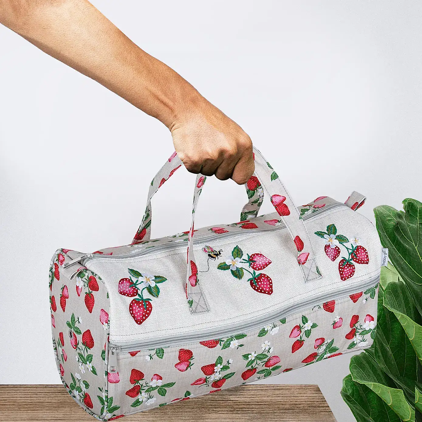 Hobby Gift Strawberry Greenhouse Embroidered Knitting Bag