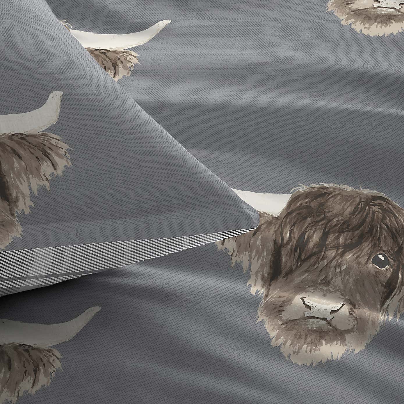 Fusion Highland Cow Reversible Duvet Cover & Pillowcase Set