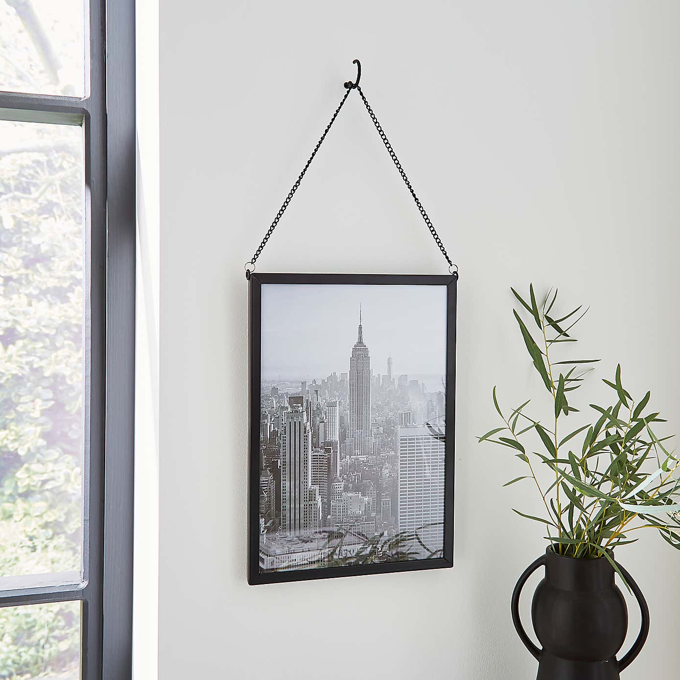 Hanging Chain Photo Frame