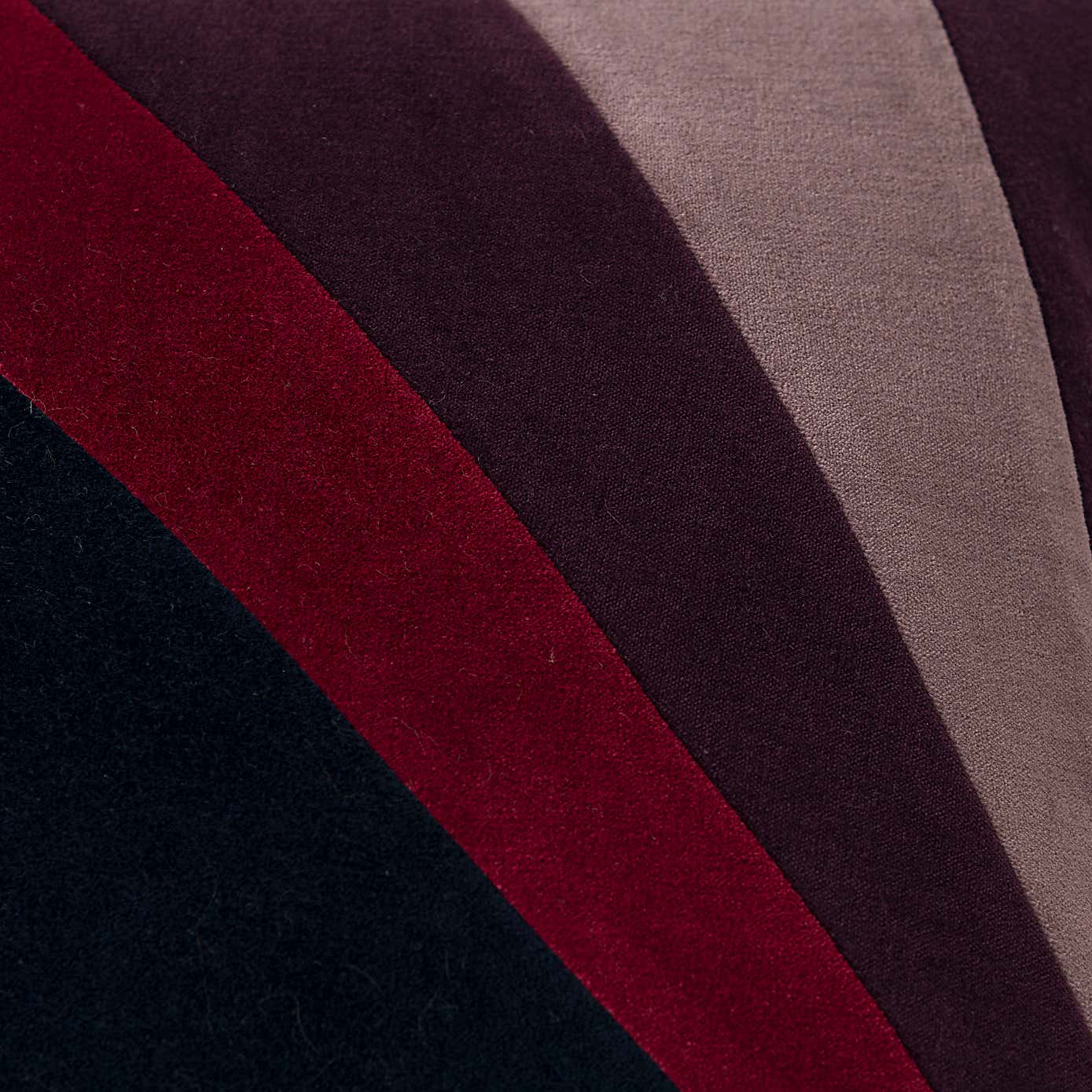 Clara Starburst Cushion