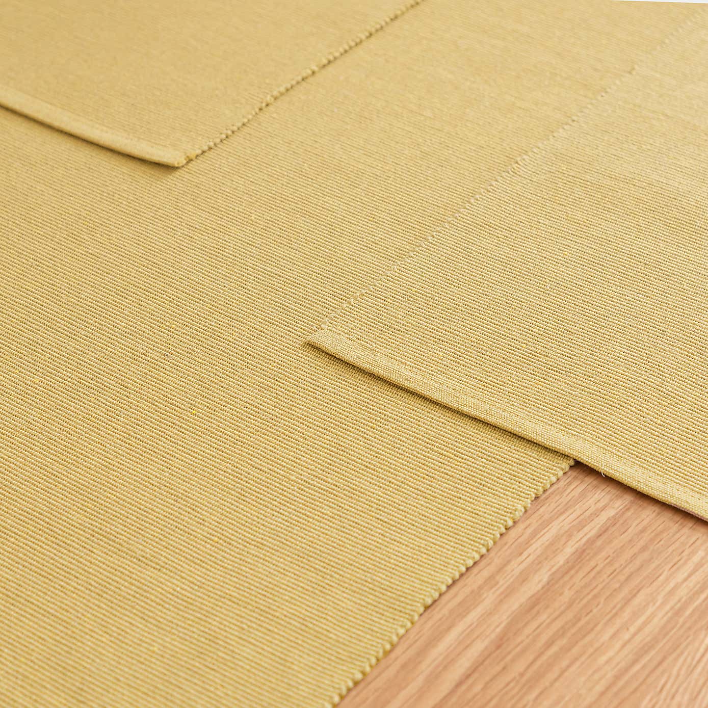 Set of 2 Recycled Ribbed Placemats