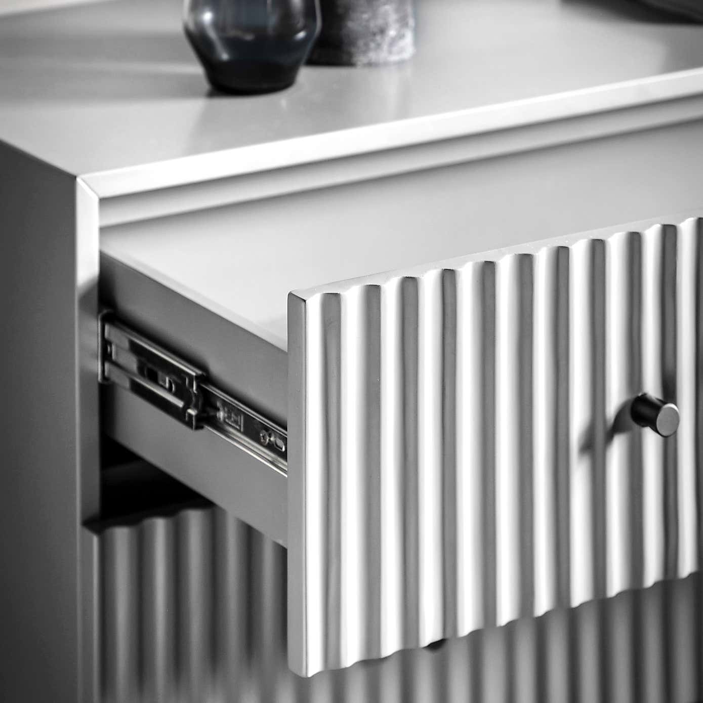 Baybridge 3 Drawer Chest