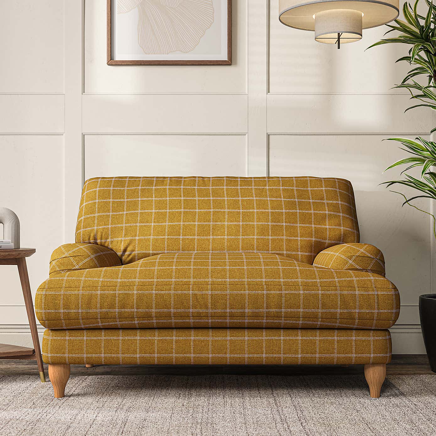 Darwin Snuggle Chair