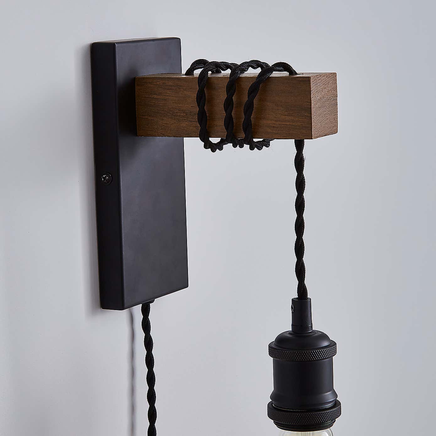 Fulton Easy Fit Plug in Wall Light