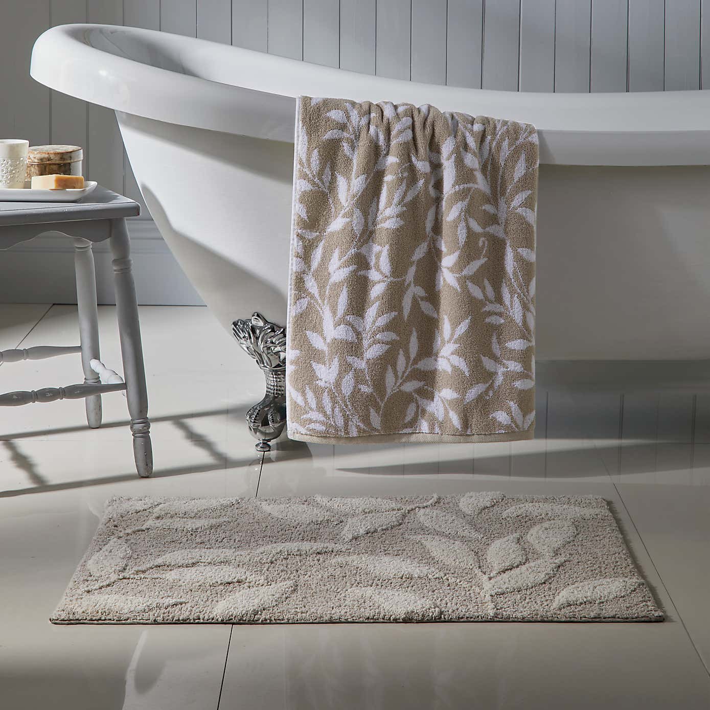 Dreams and Drapes Sandringham Bath Mat