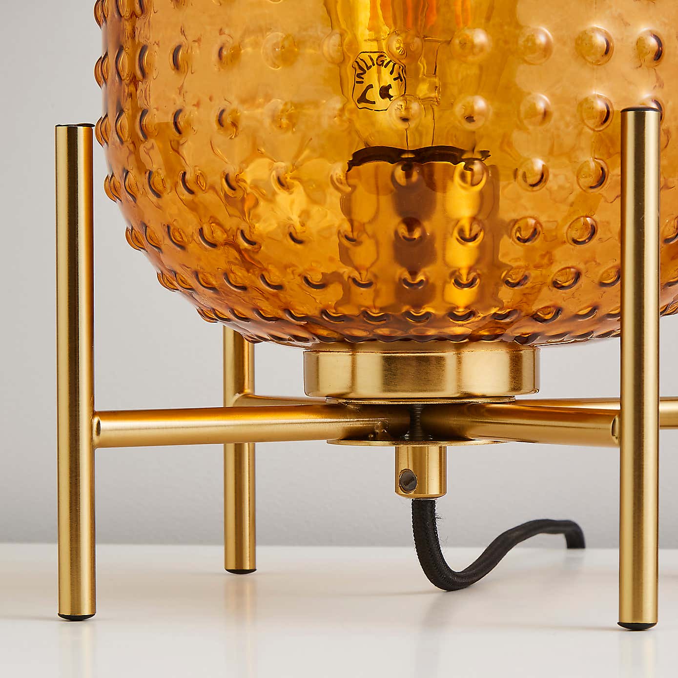 Amber Retro Table Lamp