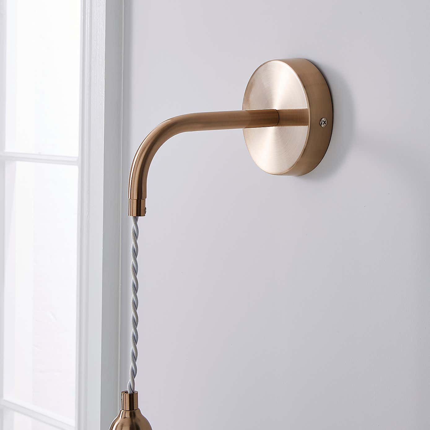 Dorma Ribbed Porcelain Wall Light