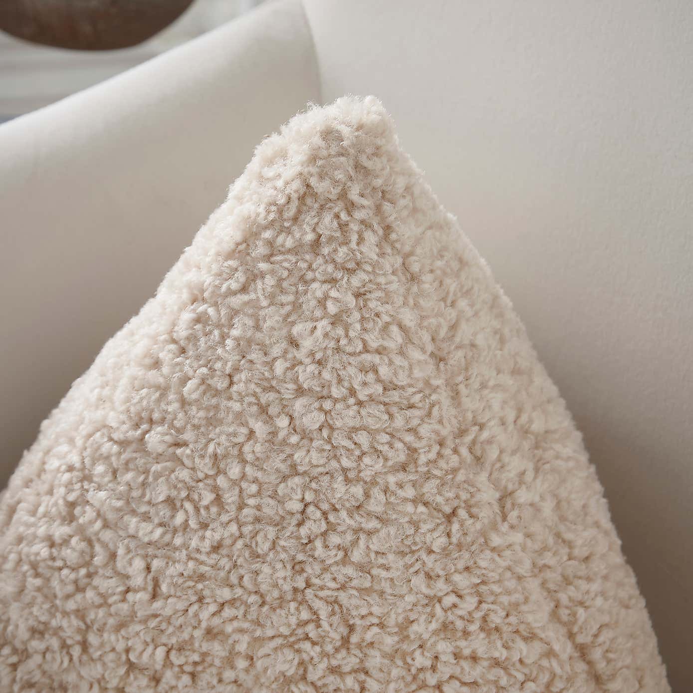 Triangle Boucle Cushion