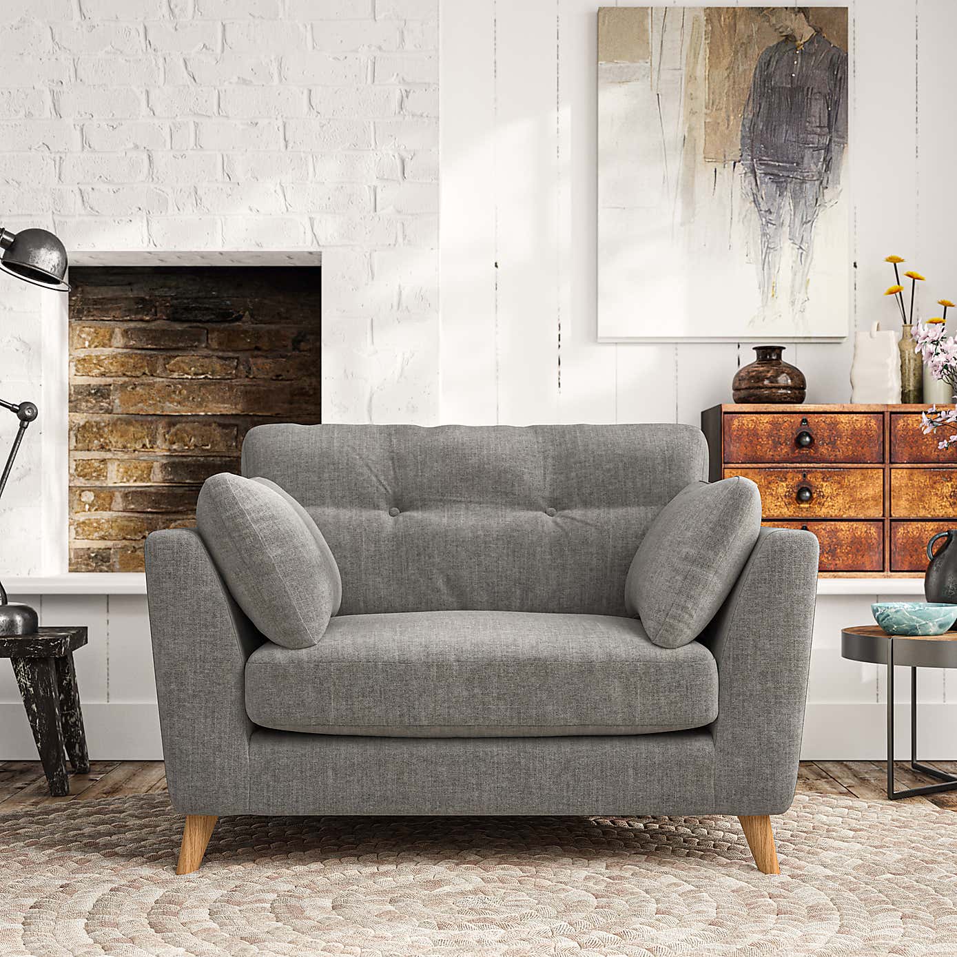 Peyton Snuggle Chair