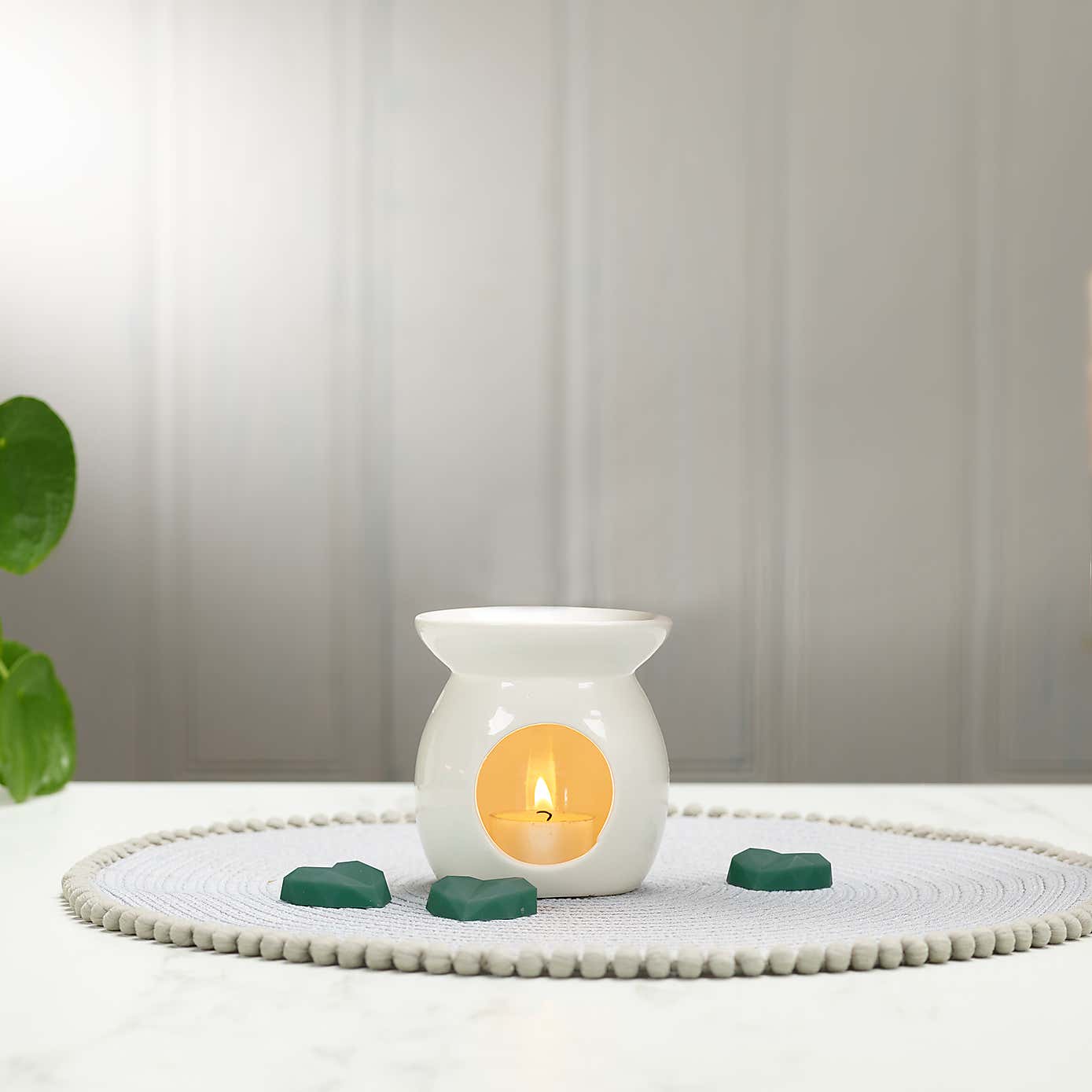 The Scented Home White Cedar and Bergamot Wax Melts