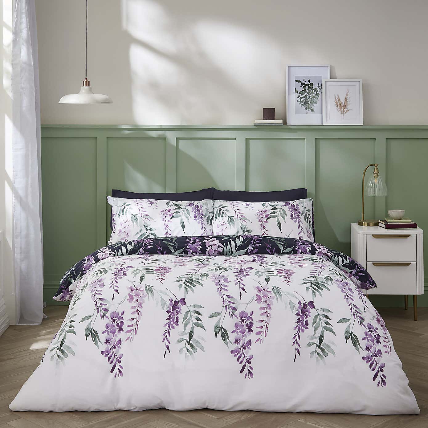 Catherine Lansfield Wisteria Reversible White Duvet Cover & Pillowcase Set