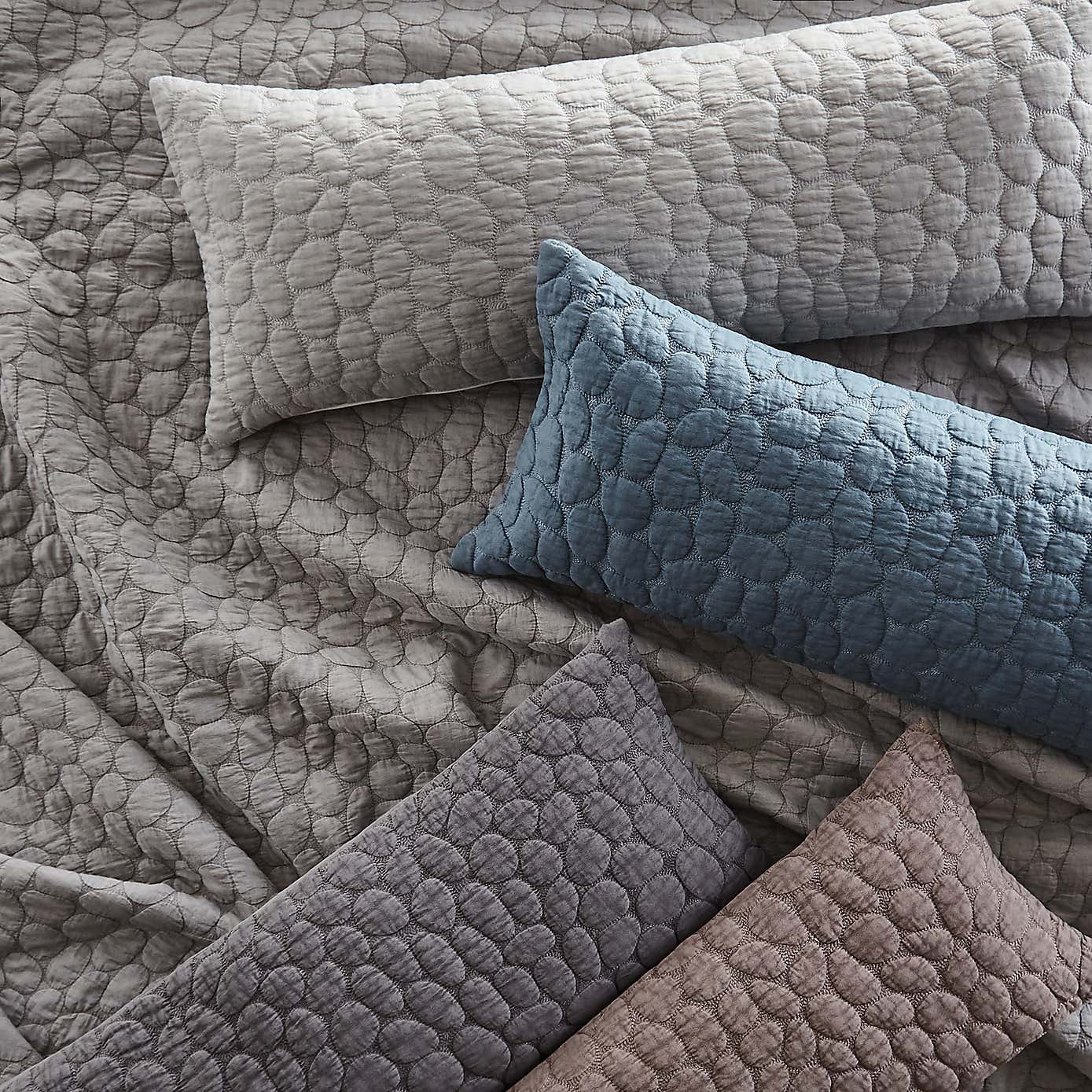 Pebble Rectangular Cushion