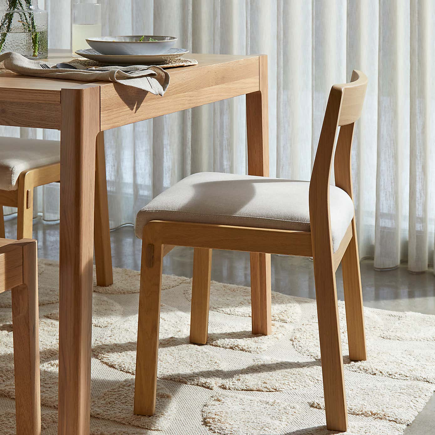 Elements Holmes 6 Seater Rectangular Dining Table, Modern Oak