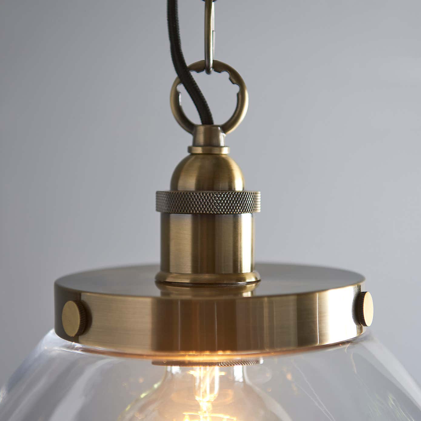 Vogue Tobermory Grand Industrial Adjustable Pendant Light