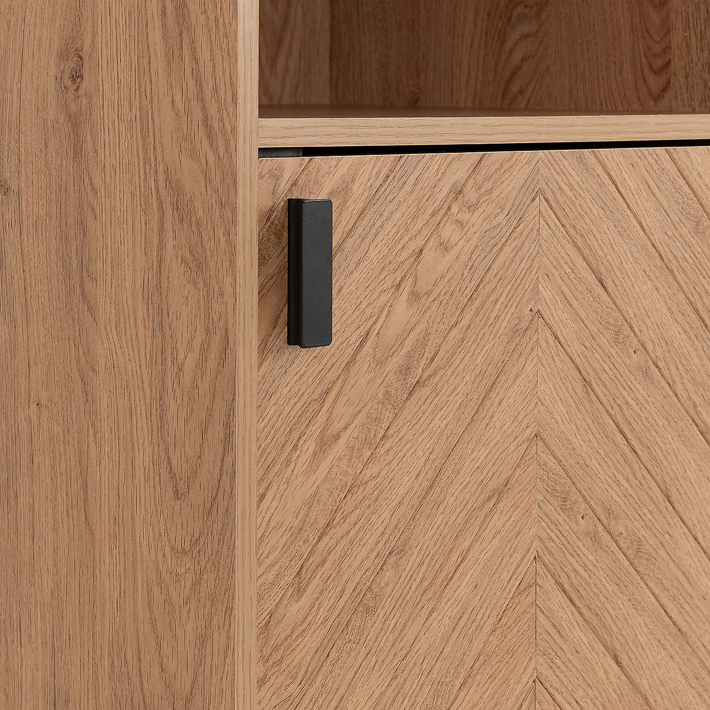 Leon 2 Drawer and 2 Shelf Cabinet