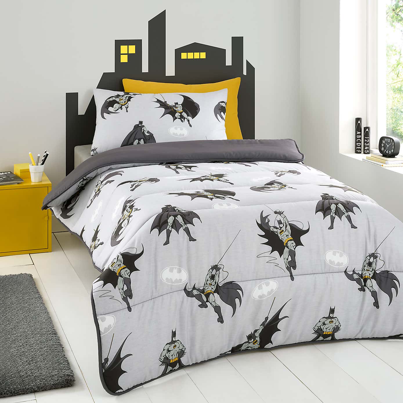 Batman 7.5 Tog Single Coverless Duvet and Pillowcase Set