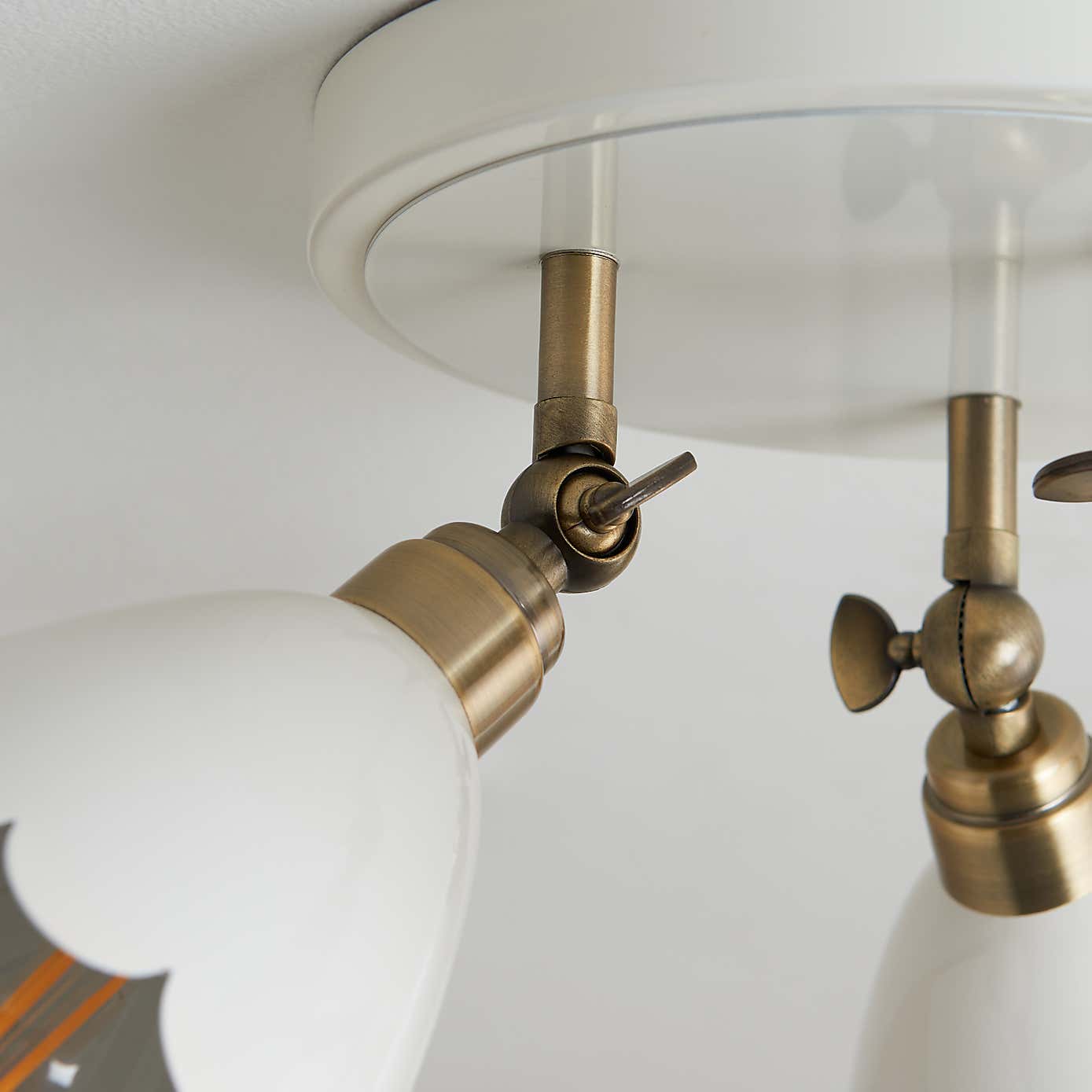 Remi Scalloped 3 Light Adjustable Spotlight