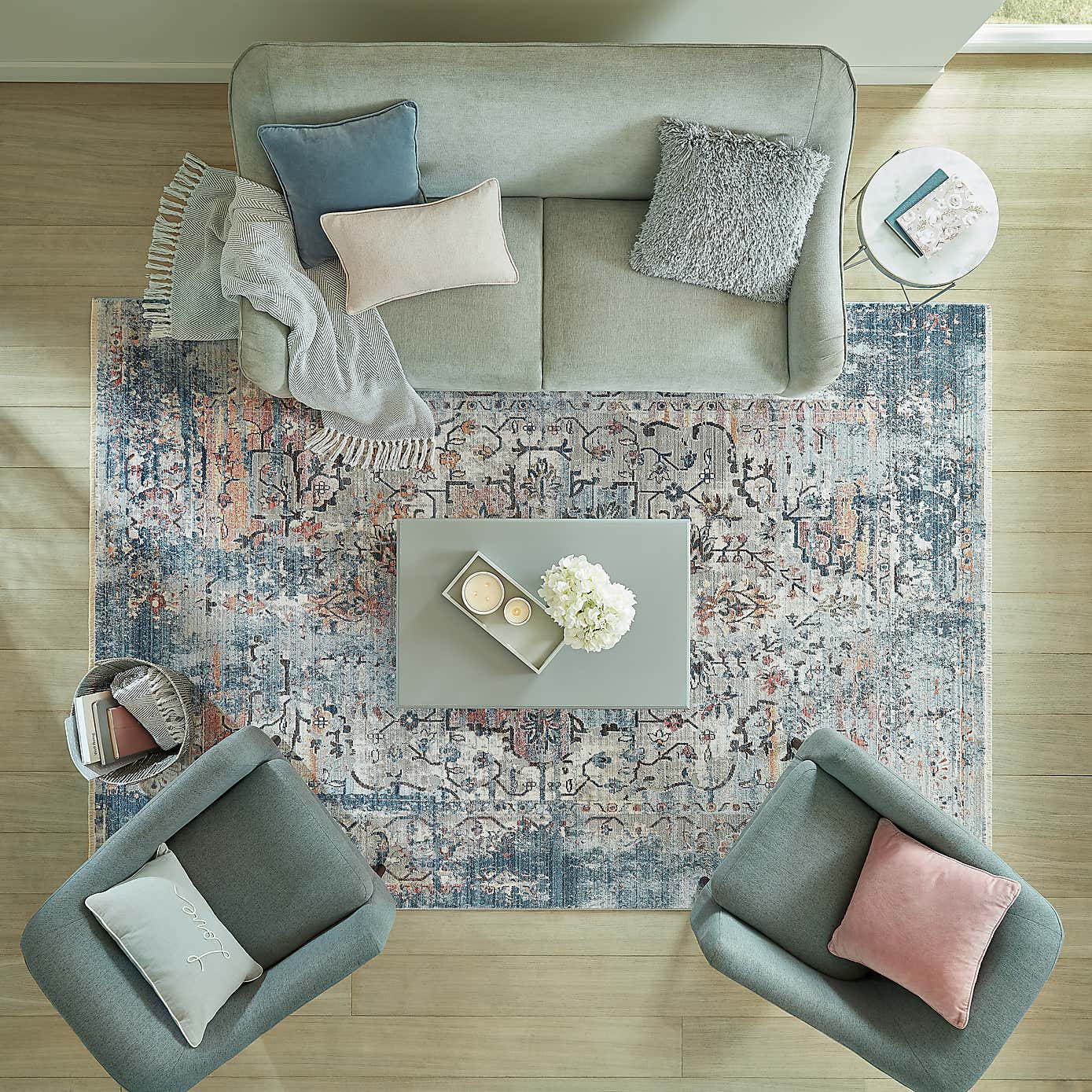 Soraya Blue Traditional Rug