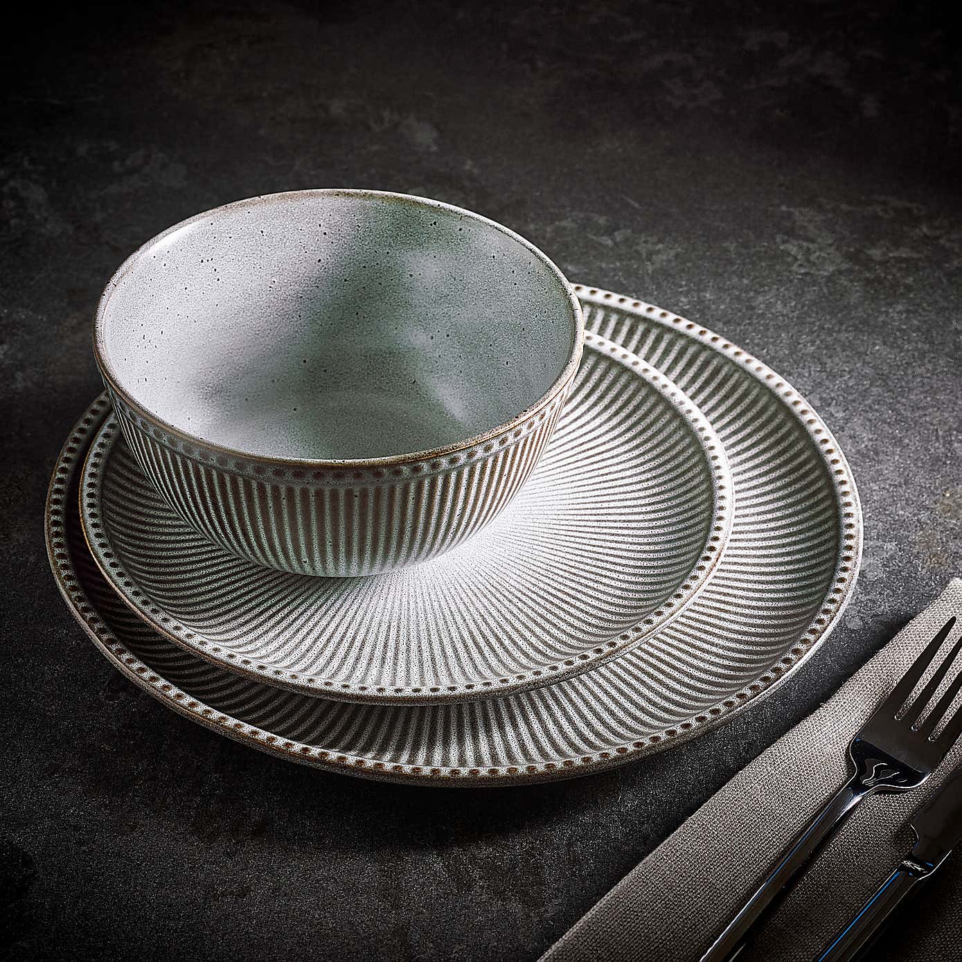 Steeple Embossed 12 Piece Dinner Set