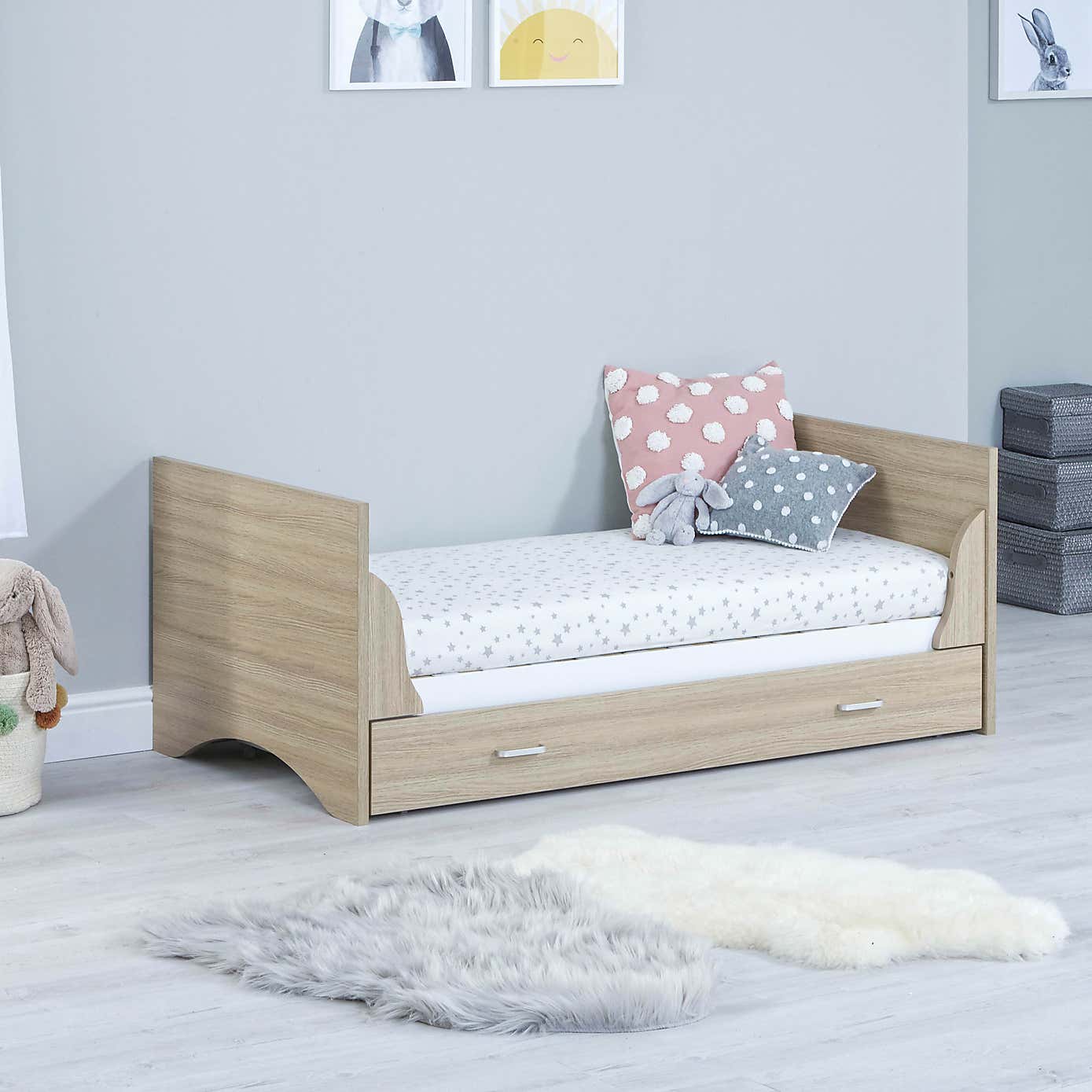 Babymore Veni Cot Bed with Drawer