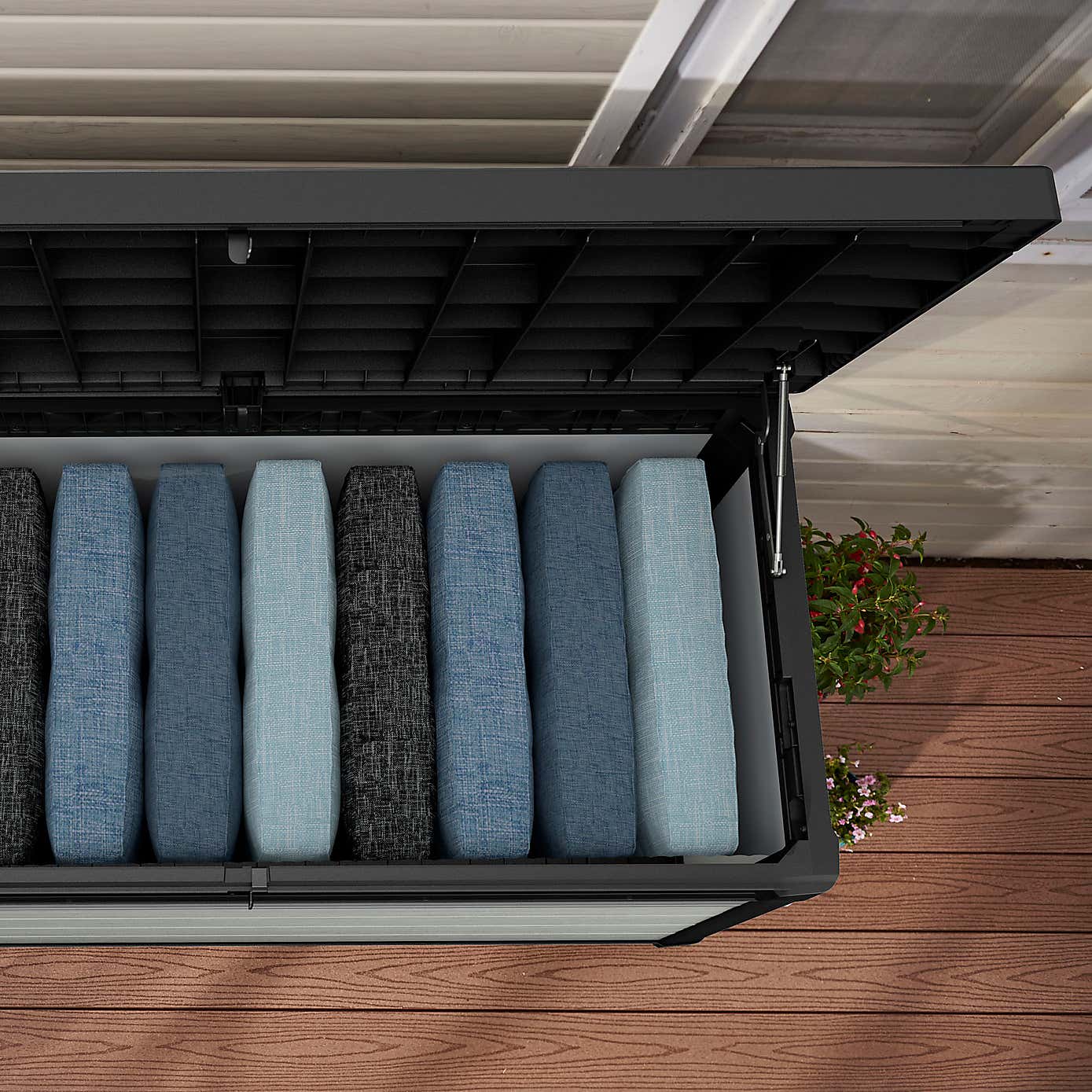 Keter Denali 757L Duotech Storage Box