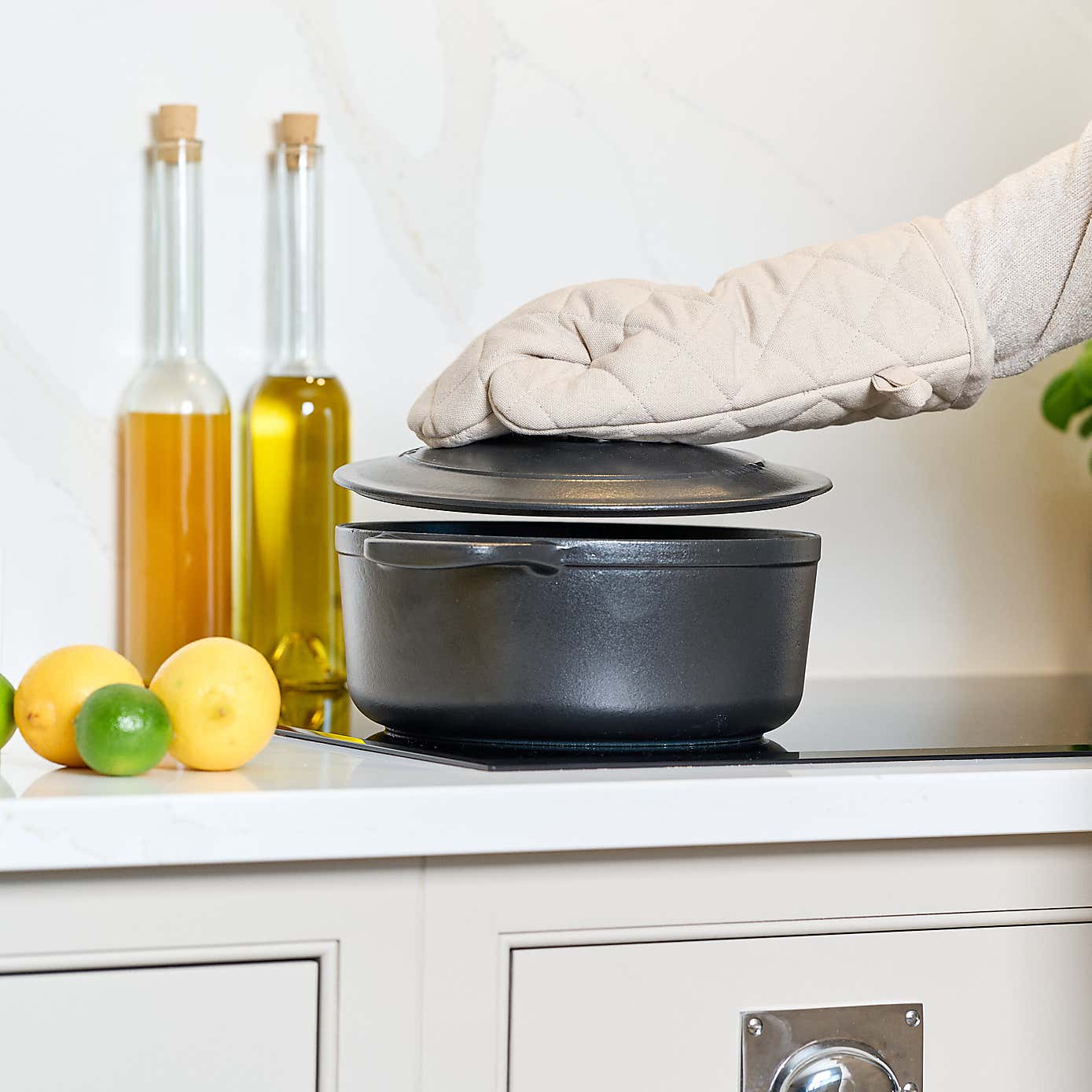 Dexam Set of 2 Love Colour Single Oven Gloves