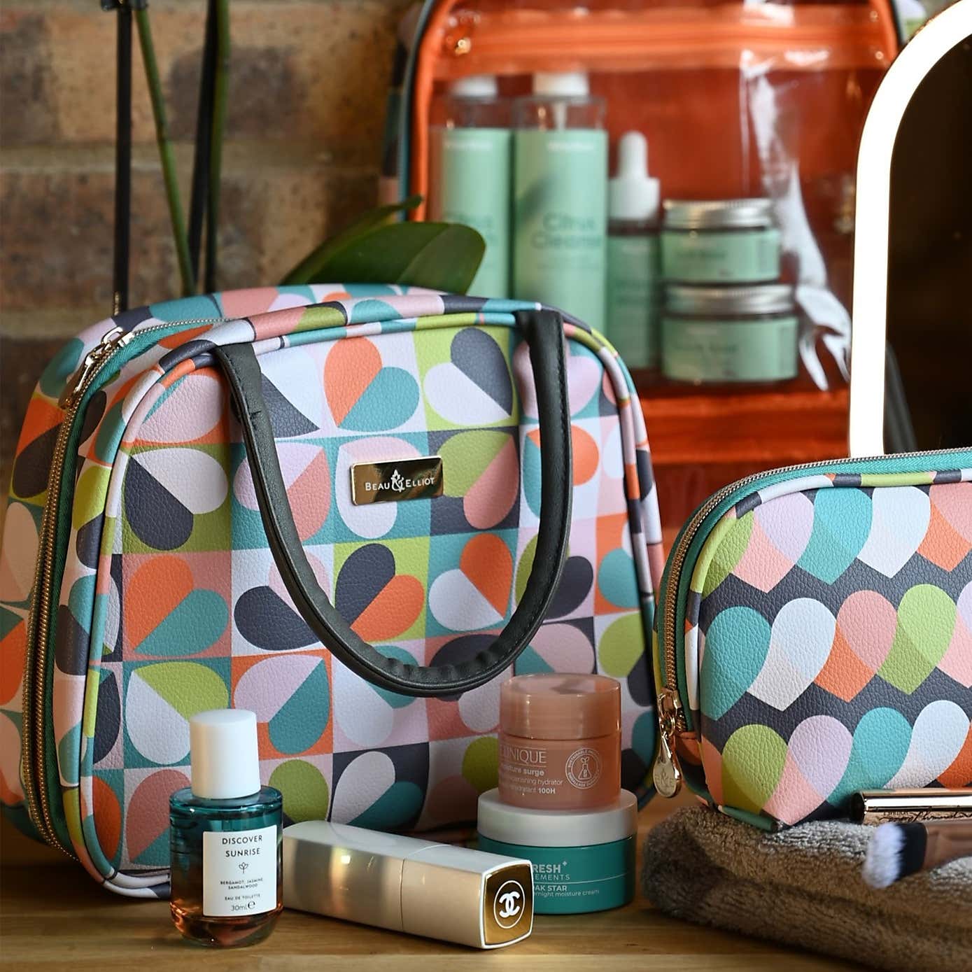 Navigate Carnaby Travel Washbag Bag Bloom