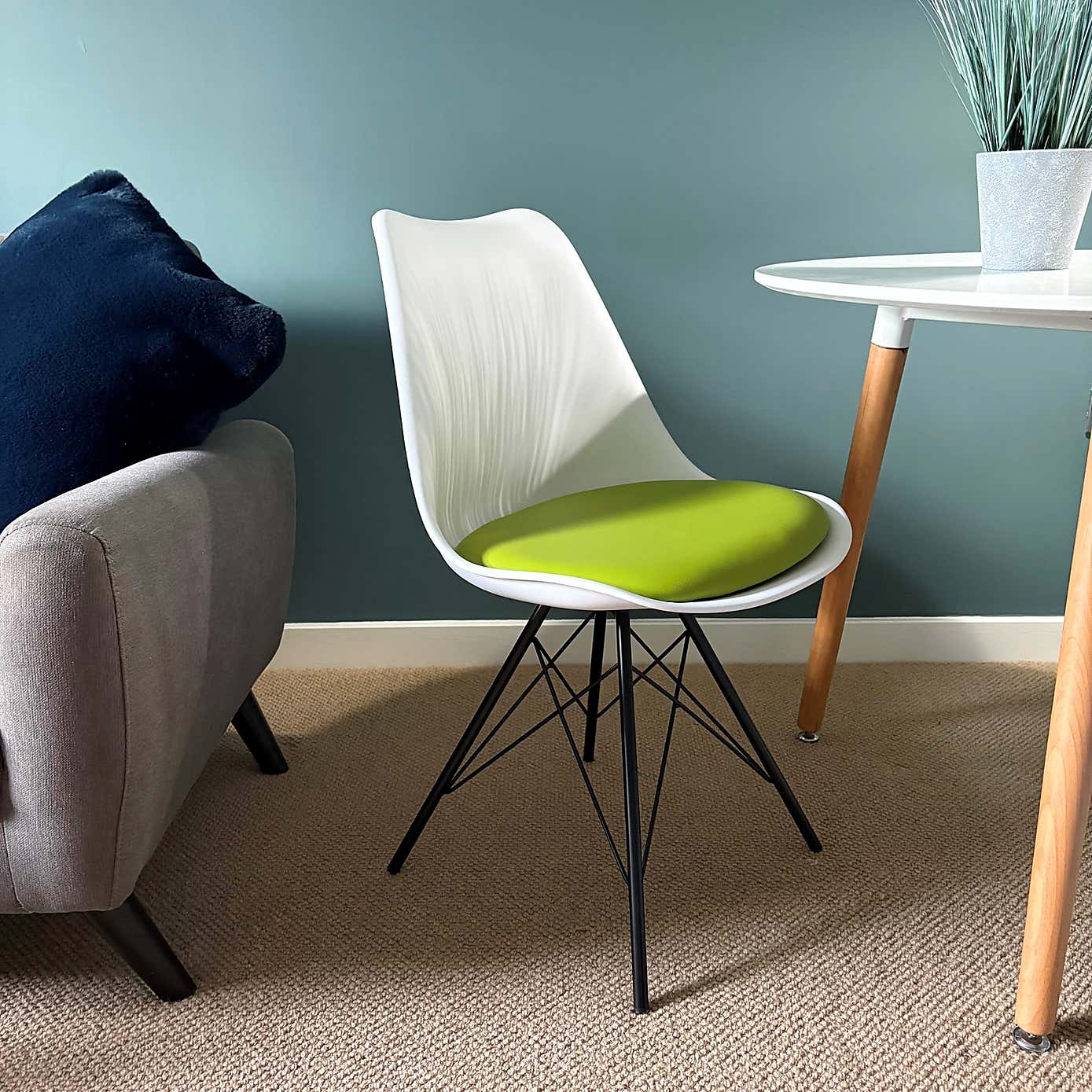 Fusion Living Soho White Plastic Dining Chair