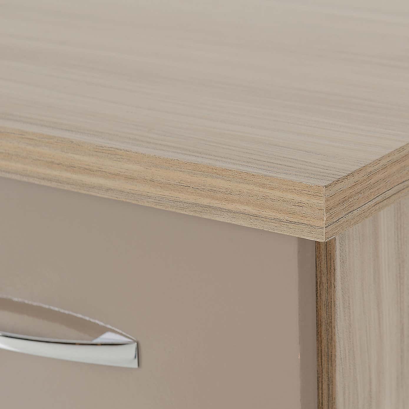 Nevada 3 Drawer Bedside Table