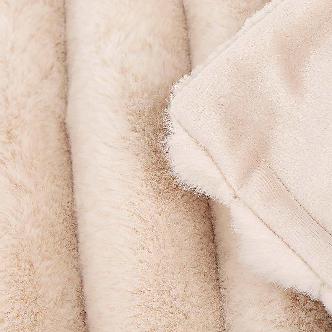 Scruffs Luxurious Aspen Pet Blanket