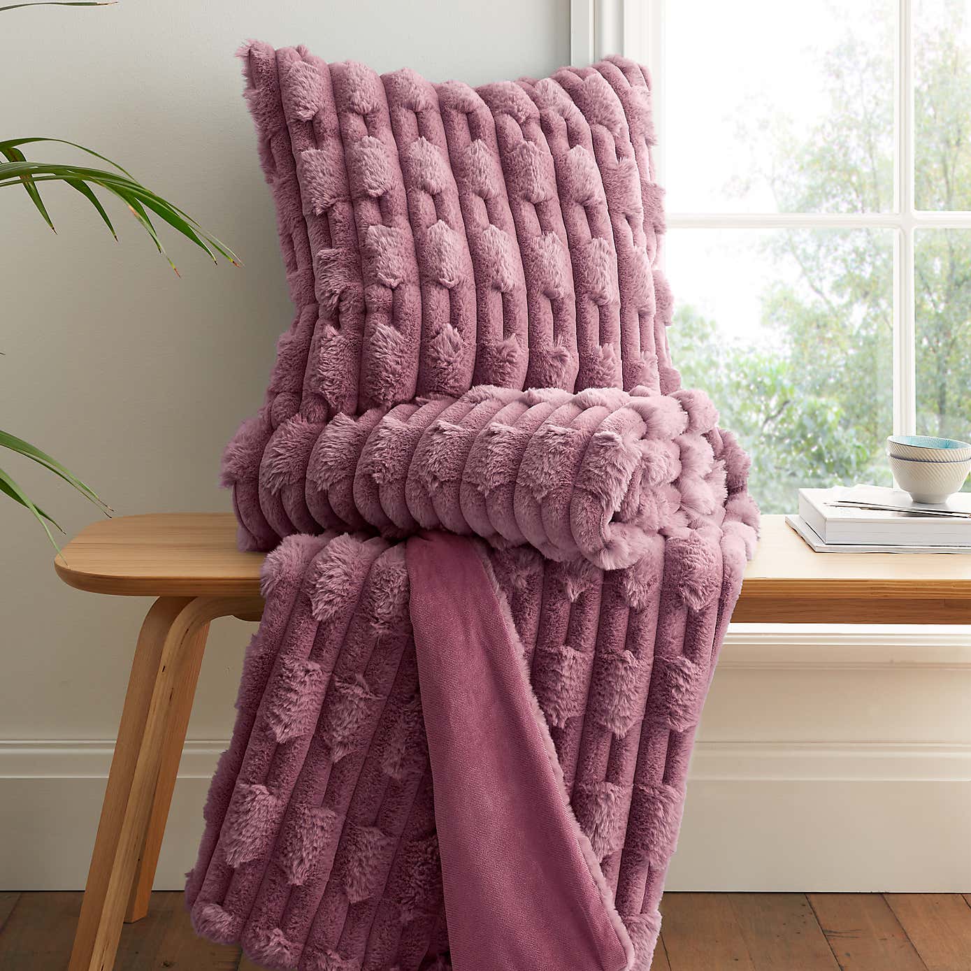 Bianca So Soft Carved Faux Fur Throw 150cm x 200cm