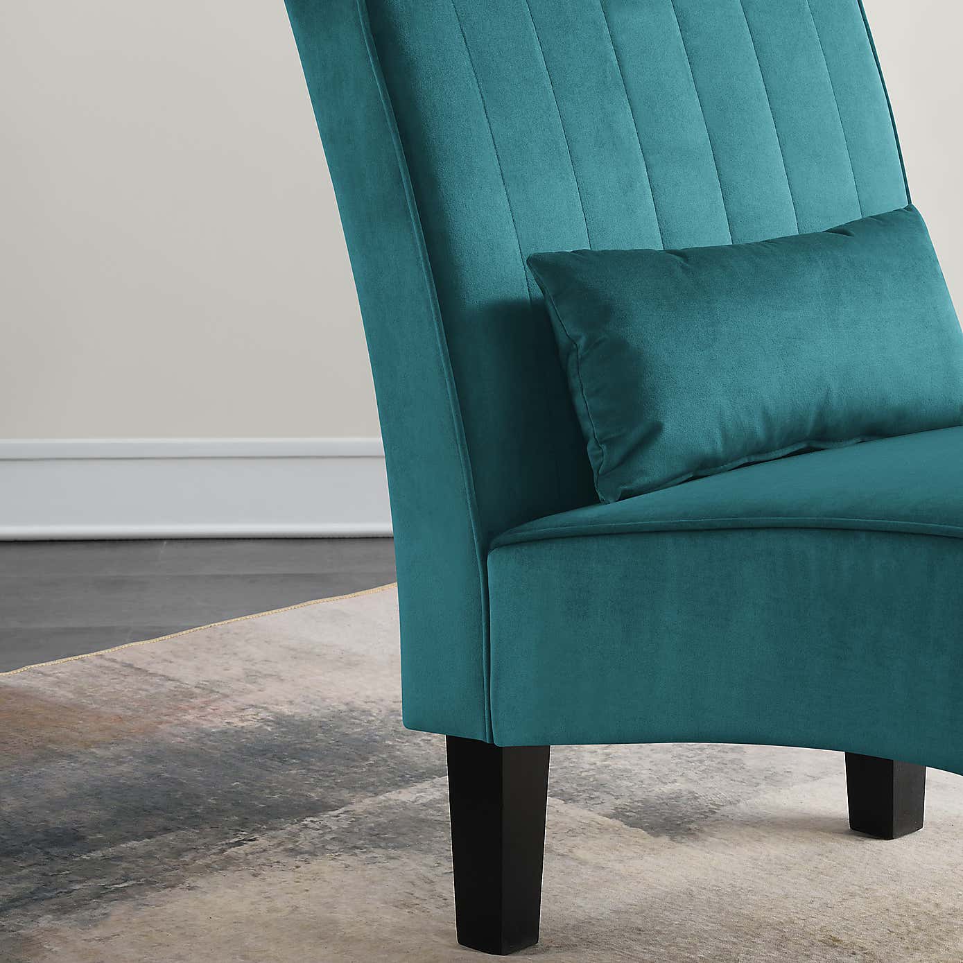 Bella Velvet Chaise Lounge