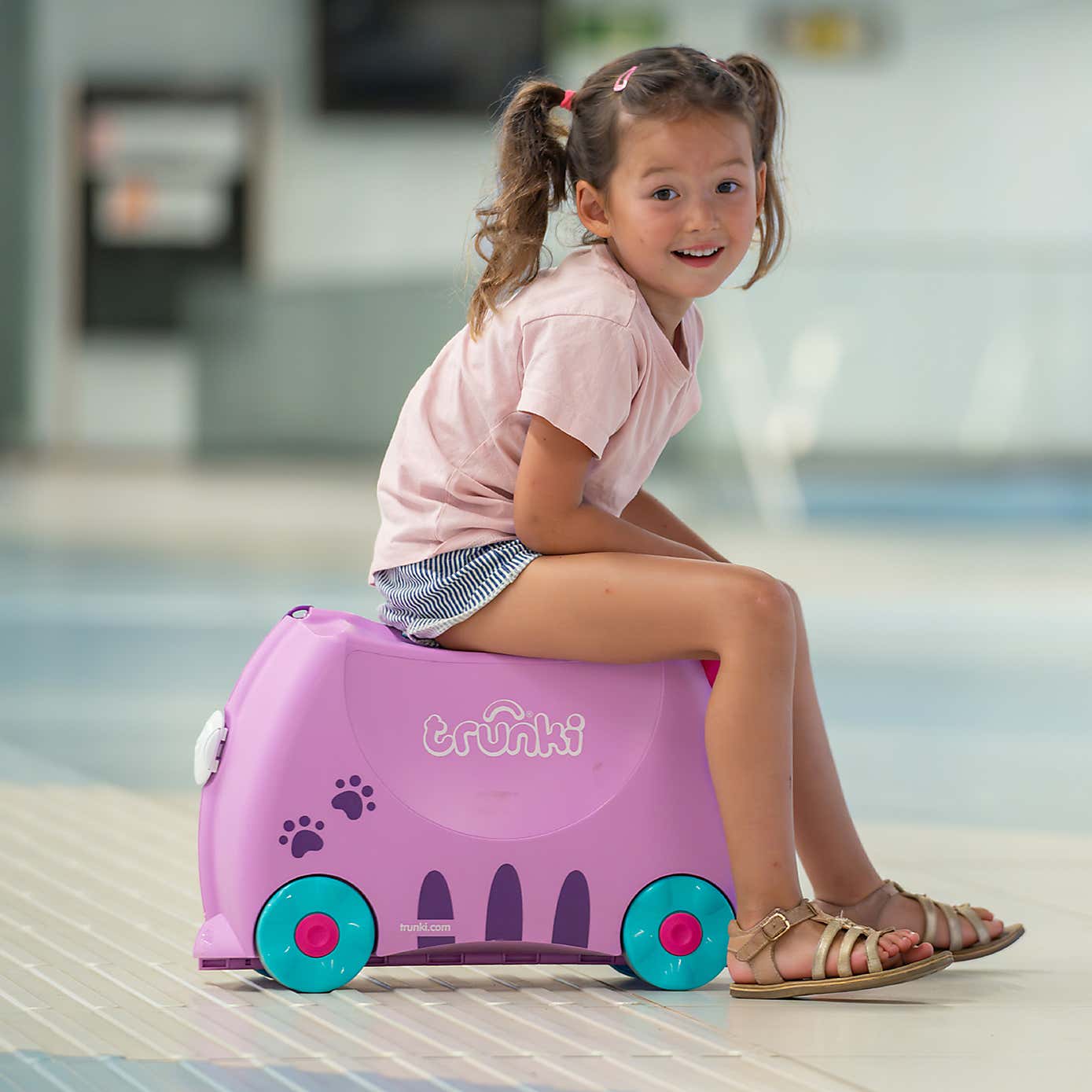 Trunki Cassie the Cat Ride On Suitcase