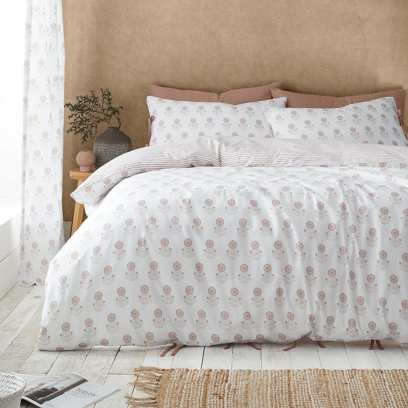 Pineapple Elephant Woodblock Floral Reversible Duvet Cover & Pillowcase Set